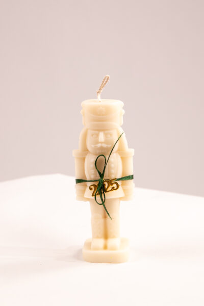 Καρυοθραύστης Μεσαίος